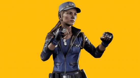 mortal-kombat-sonya-2 Sonya do Mortal Kombat, uma mulher em um uniforme da polícia com cabelo loiro em um rabo de cavalo, em uma pose de luta, punho levantado.