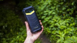 Melhores smartphones robustos 2023 |  táticas de bolso