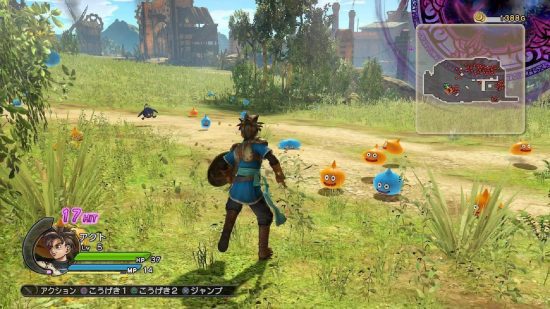 Jogos Dragon Quest: Uma captura de tela de Dragon Quest Heroes mostra um protagonista empunhando uma espada enfrentando vários slimes