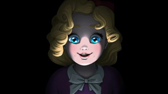 FNAF Chica: Uma garotinha branca com cabelos loiros cacheados e olhos azuis iluminados por baixo.  Ela está sorrindo e o resto da imagem está completamente preta.