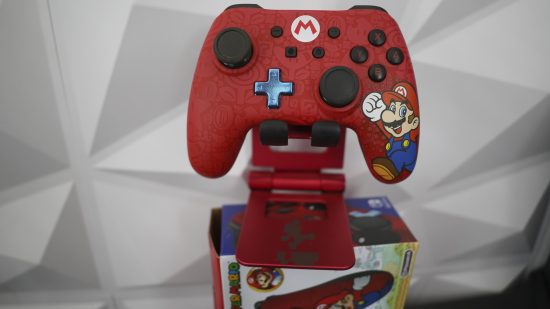 melhores-switch-acessórios_5 O controlador Power A Switch em um suporte