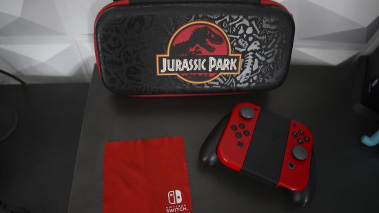 melhores-switch-acessórios_10 O melhor gabinete Switch com design Jurassic Park
