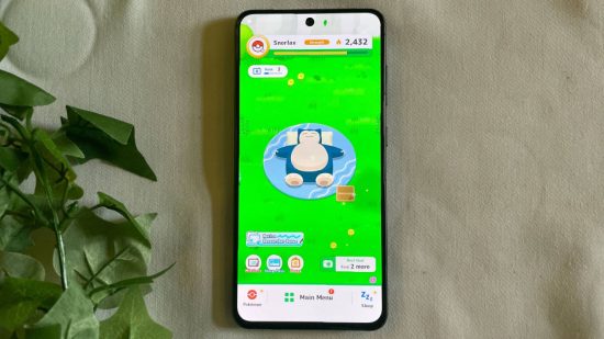 Revisão de Pokemon Sleep: uma tela mostra um Snorlax relaxando