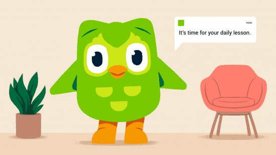 jogos de banheiro Duolingo jogos de banheiro Duolingo: Duo o próprio parado em uma sala cheia de móveis