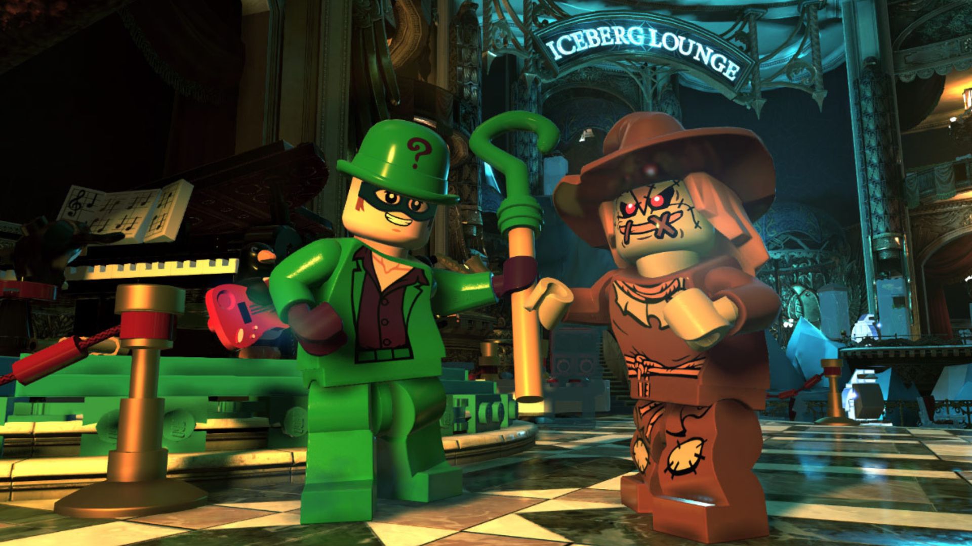 batman-jogos-3 Jogos do Batman - o Charada e o Espantalho em forma de Lego - um homem de terno verde com um bastão de ponto de interrogação e um no chapéu também, e um homem vestido como um espantalho, respectivamente - em pé em uma cena com piso de parquet e um letreiro de néon atrás.
