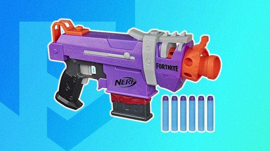 armas nerf fortnite 5 Armas Fortnite Nerf: O blaster Fortnite Nerf SMG-E contornado em branco e colado em um fundo PT azul