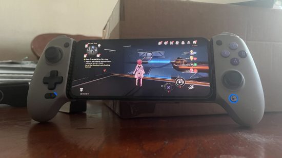 gamesir-g8-galileo-review-honkai Imagem personalizada do Gamesir G8 Galileo com Honkai Star Rail na tela para um review do aparelho